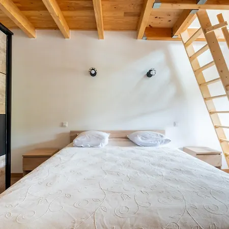 Location De A Lozeret