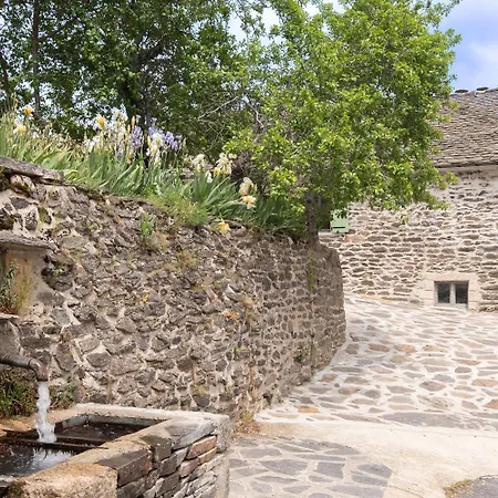 Location De A Lozeret *