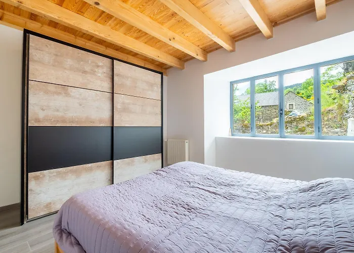 Location De A Lozeret Holiday home *
